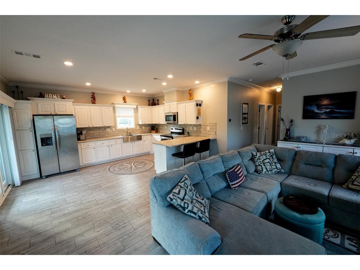 6140 Island Drive Weeki Wachee FL 34607 W7879954 image4