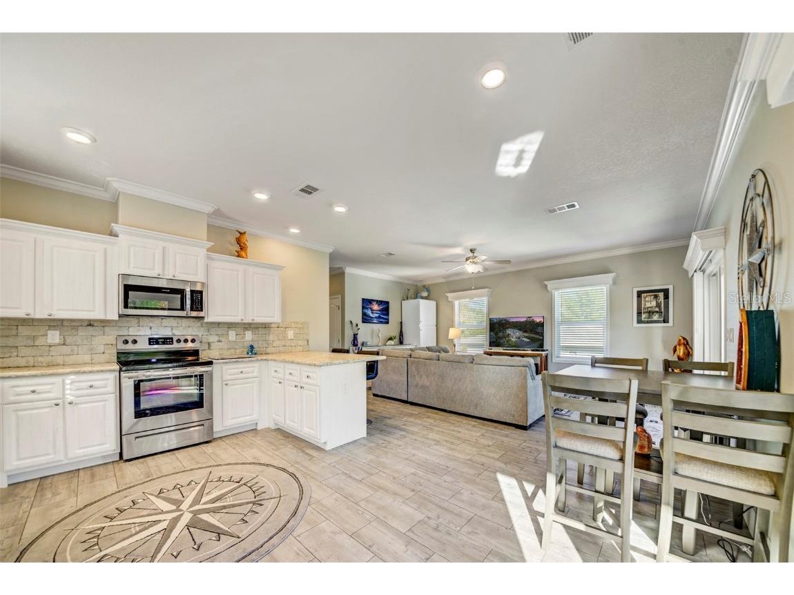 6140 Island Drive Weeki Wachee FL 34607 W7879954 image5