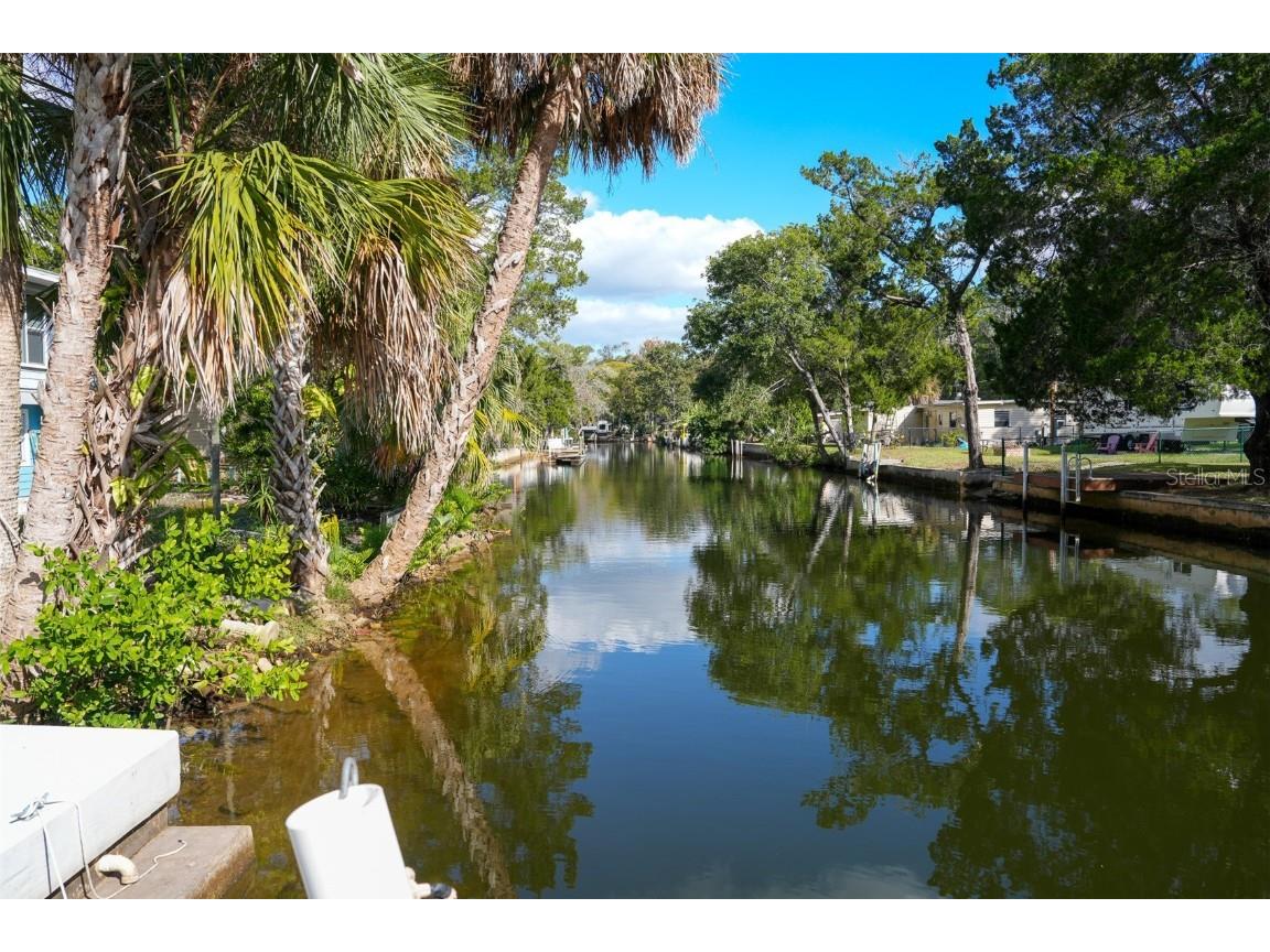 6140 Island Drive Weeki Wachee FL 34607 W7879954 image8