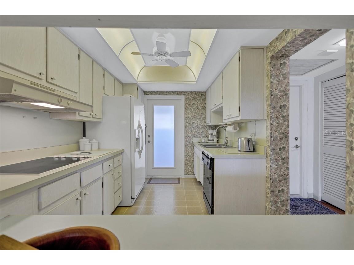 6140 Midnight Pass Road #601 Sarasota FL 34242 - CRESCENT BEACH/GULF OF MEXICO A4662797 image13