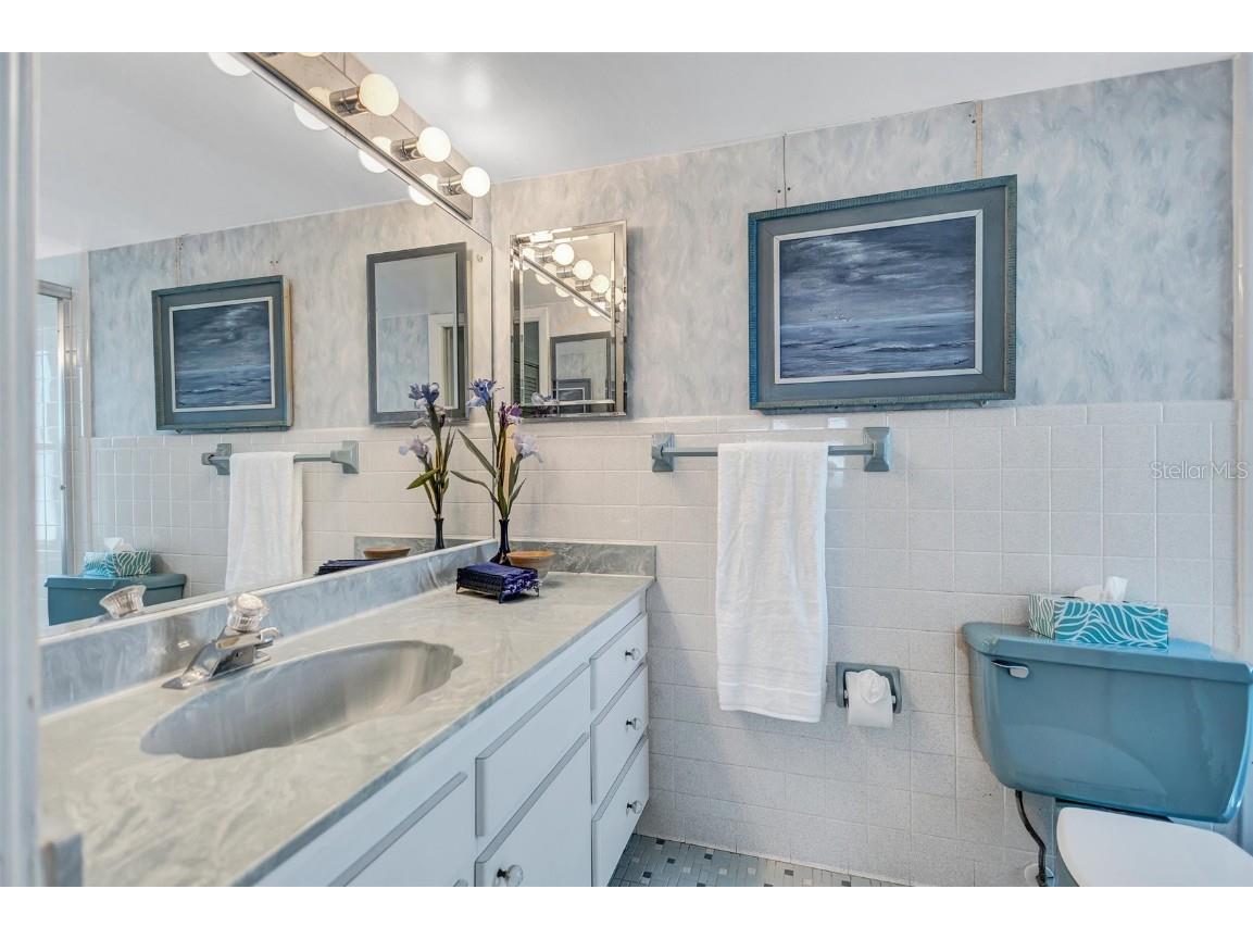 6140 Midnight Pass Road #601 Sarasota FL 34242 - CRESCENT BEACH/GULF OF MEXICO A4662797 image35