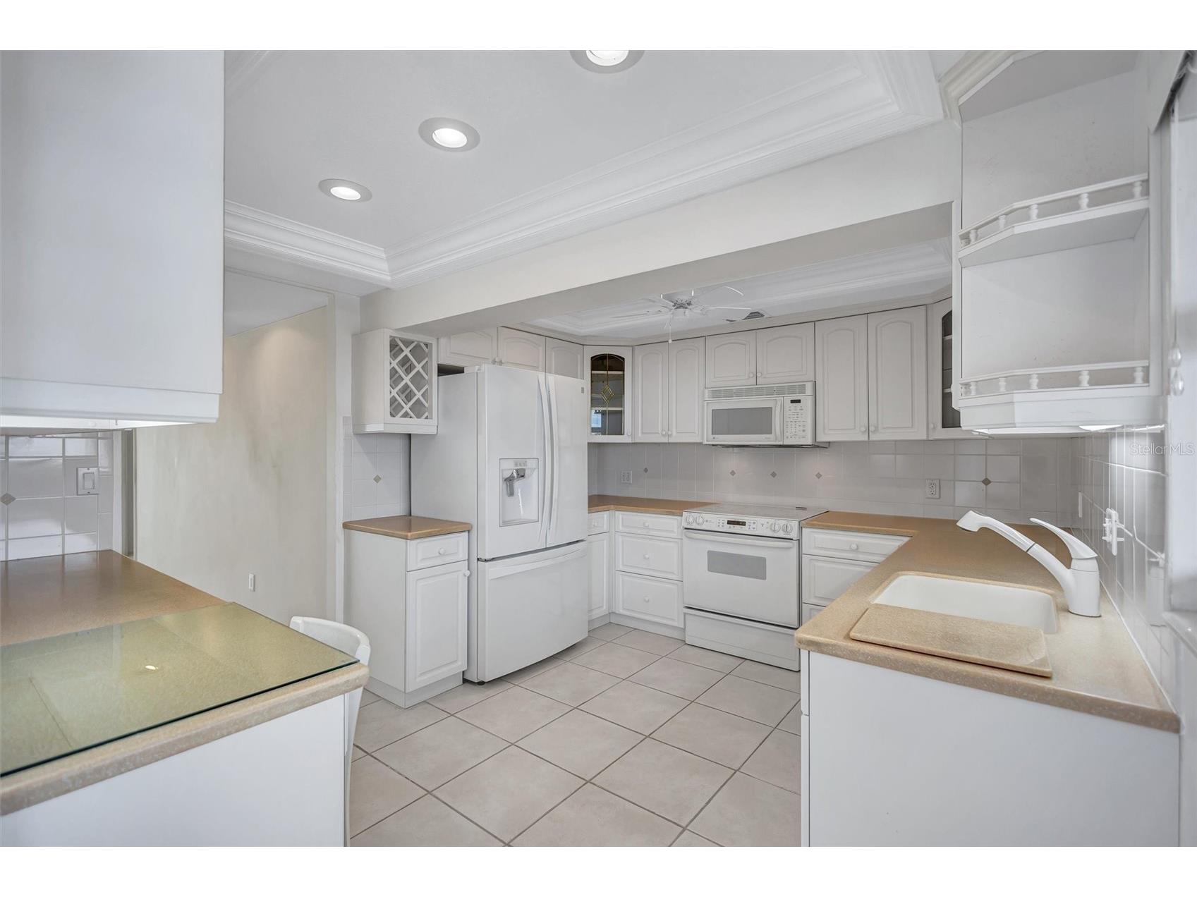 6140 Midnight Pass Road #904 Sarasota FL 34242 - CRESCENT BEACH SIESTA KEY A4682903 image33