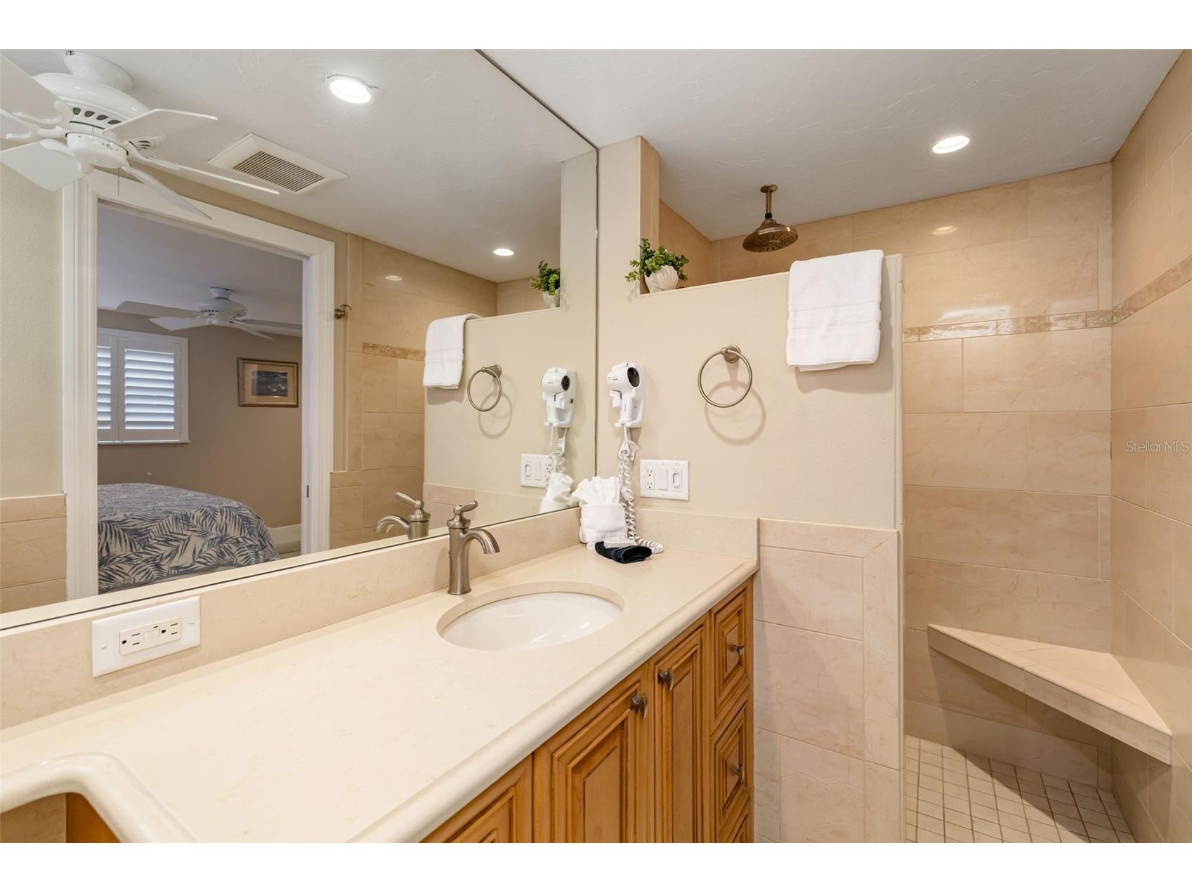 6140 Midnight Pass Road #A10 Sarasota FL 34242 - GULF OF AMERICA A4671897 image18