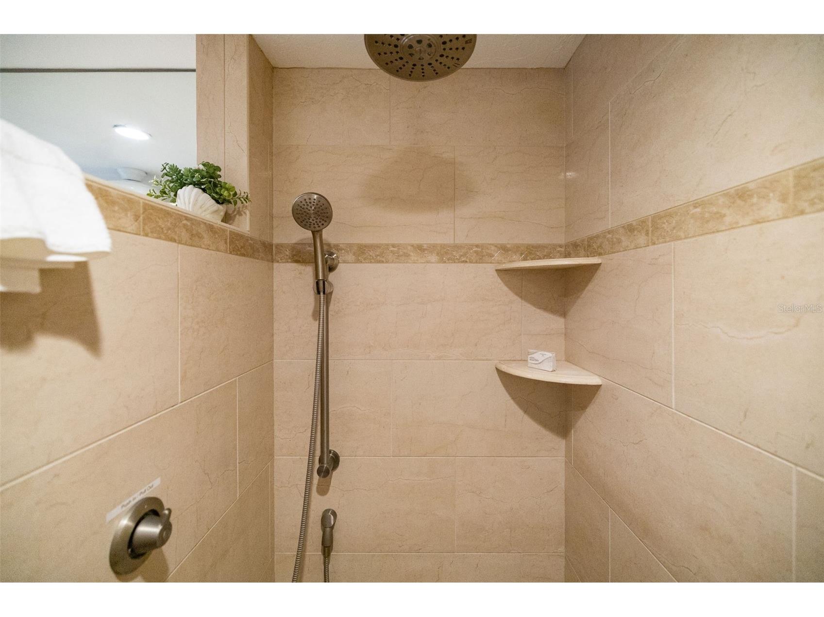 6140 Midnight Pass Road #A10 Sarasota FL 34242 - GULF OF AMERICA A4671897 image19