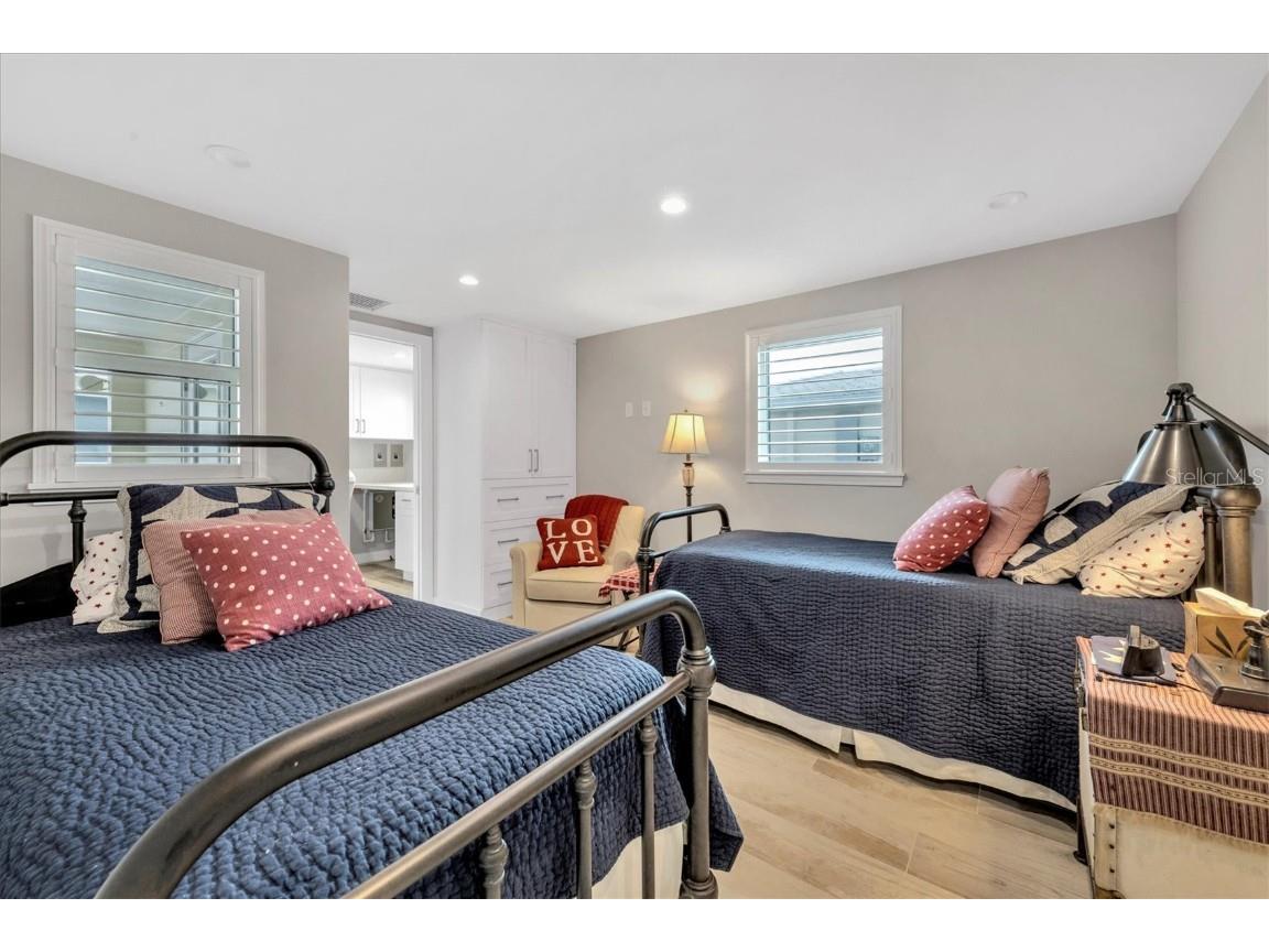 6140 Midnight Pass Road #B6 Sarasota FL 34242 - GULF OF AMERICA A4639978 image22