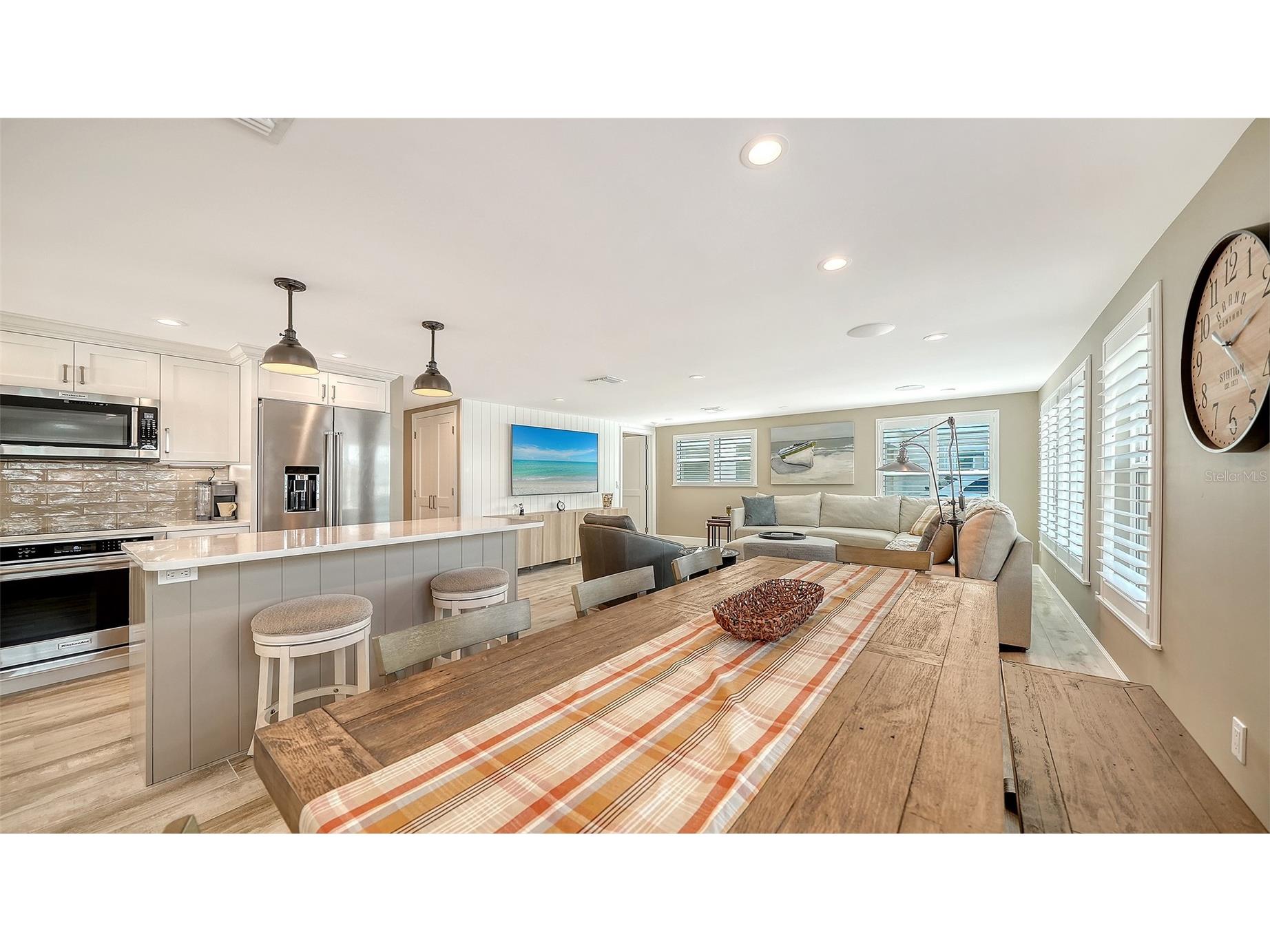 6140 Midnight Pass Road #B6 Sarasota FL 34242 A4682734 image22