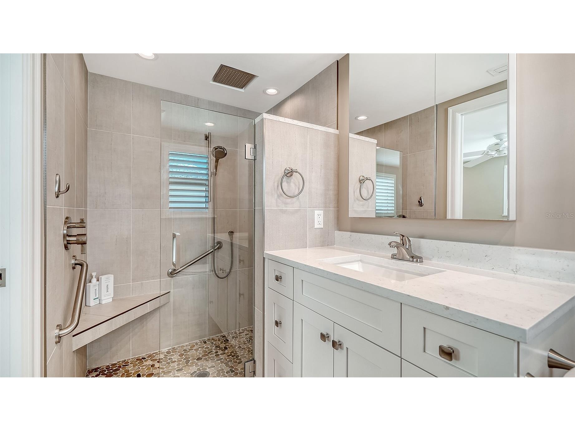 6140 Midnight Pass Road #B6 Sarasota FL 34242 A4682734 image28