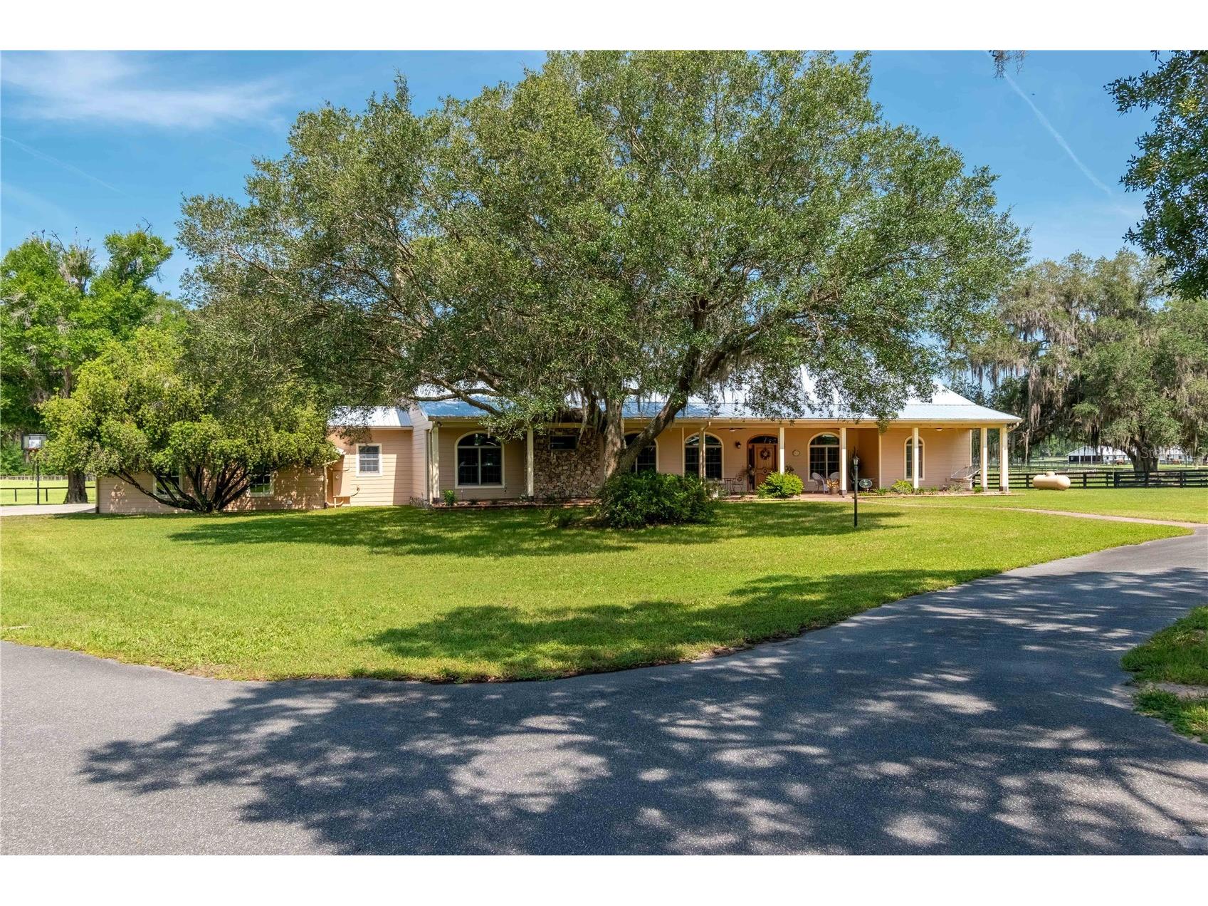 6140 NW 145th Avenue Road Morriston FL 32668 OM703863 image1