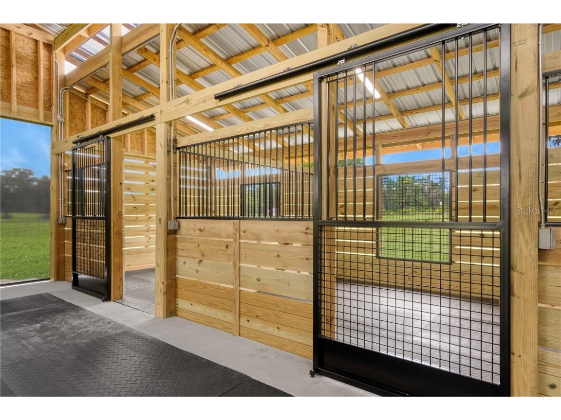 6140 NW 145th Avenue Road Morriston FL 32668 OM704207 image61