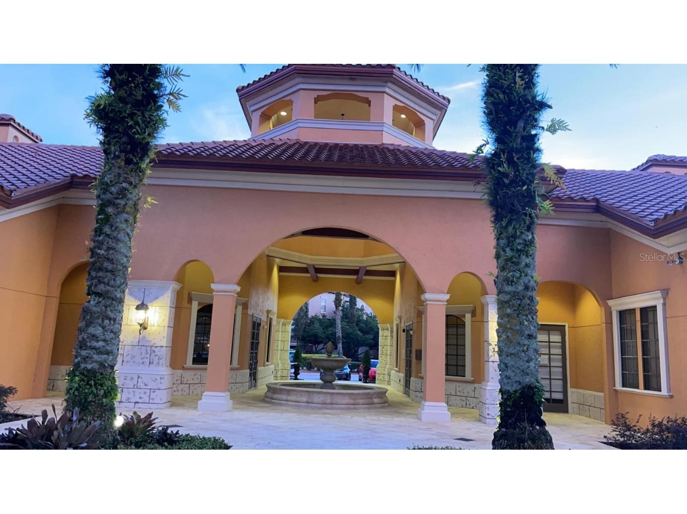 6141 Metrowest Blvd #103 Orlando FL 32835 V4934553 image1