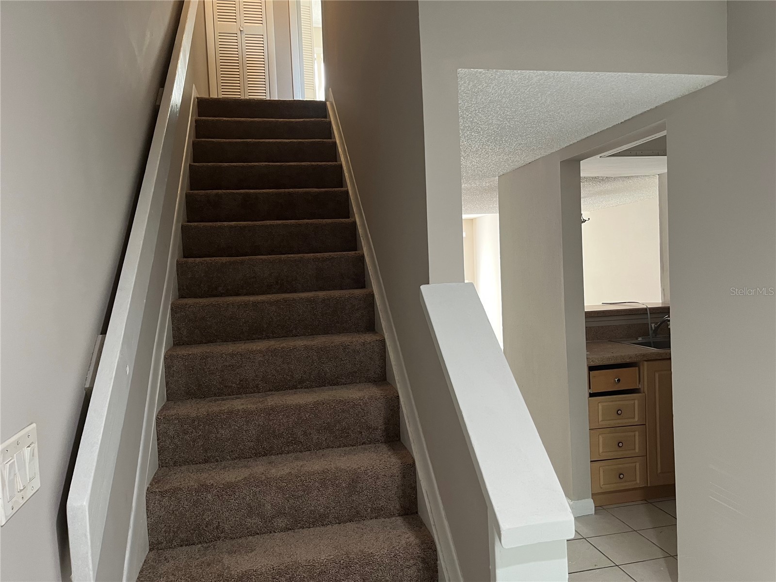 6142 Peregrine Avenue #13D Orlando FL 32819 O6413012 image8