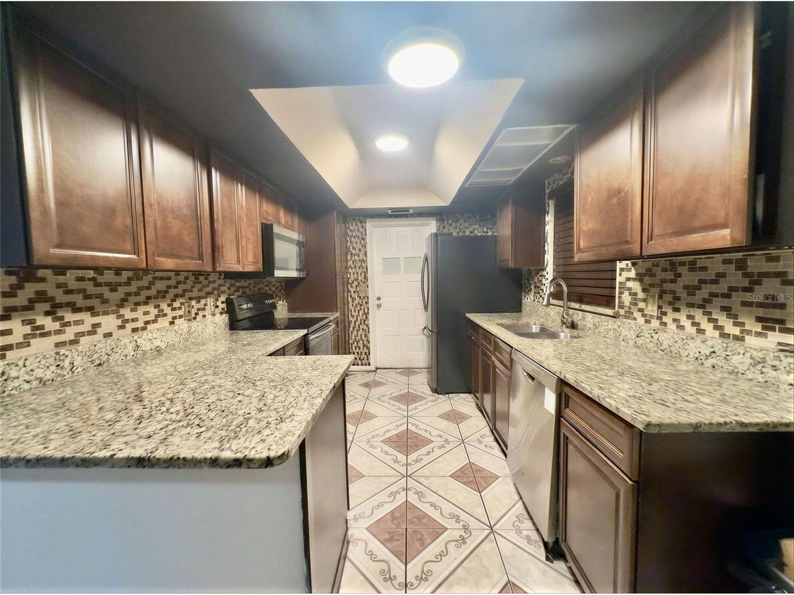 6142 Tebbetts Drive Orlando FL 32808 O6389928 image4