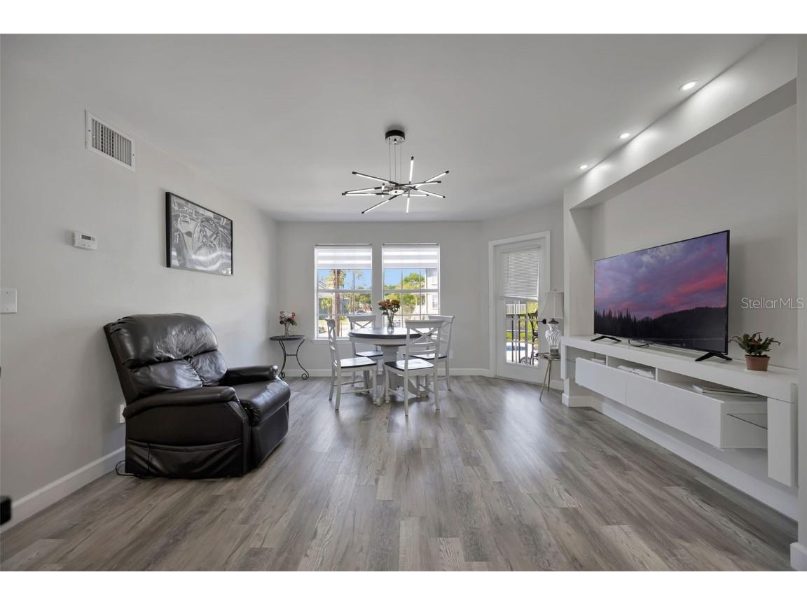 6142 Westgate Drive #204 Orlando FL 32835 O6298632 image9