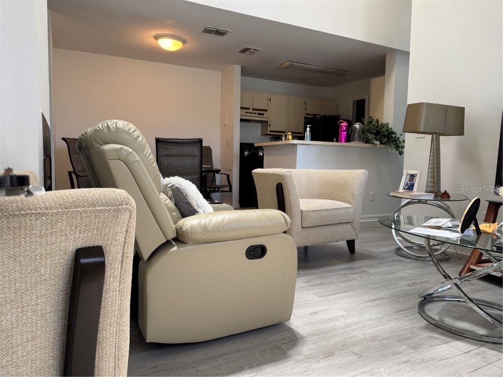 6142 Westgate Drive #304 Orlando FL 32835 O6291757 image3