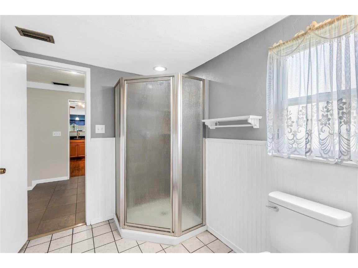 6144 2nd Avenue N Saint Petersburg FL 33710 TB8439205 image27