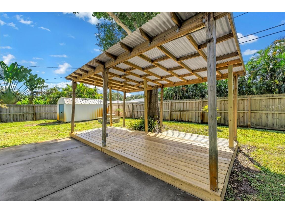 6144 2nd Avenue N Saint Petersburg FL 33710 TB8439205 image32