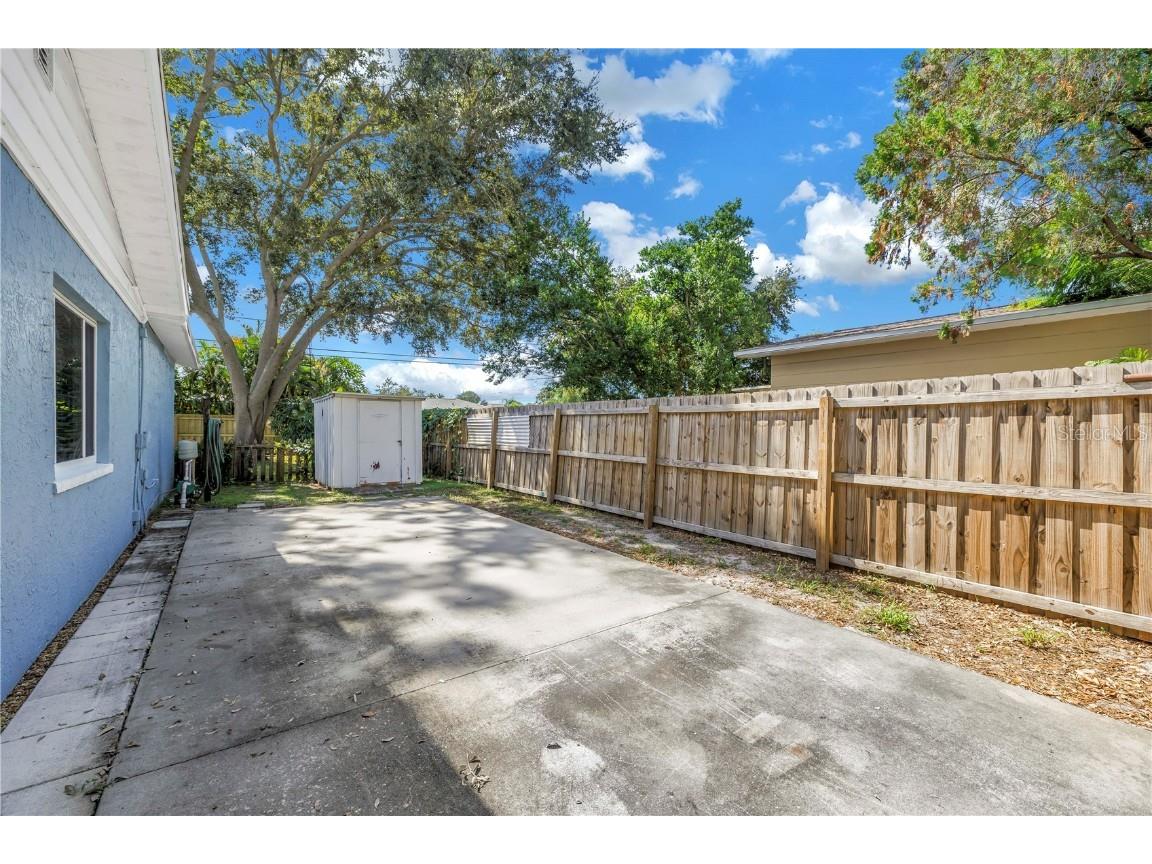 6144 2nd Avenue N Saint Petersburg FL 33710 TB8439205 image43