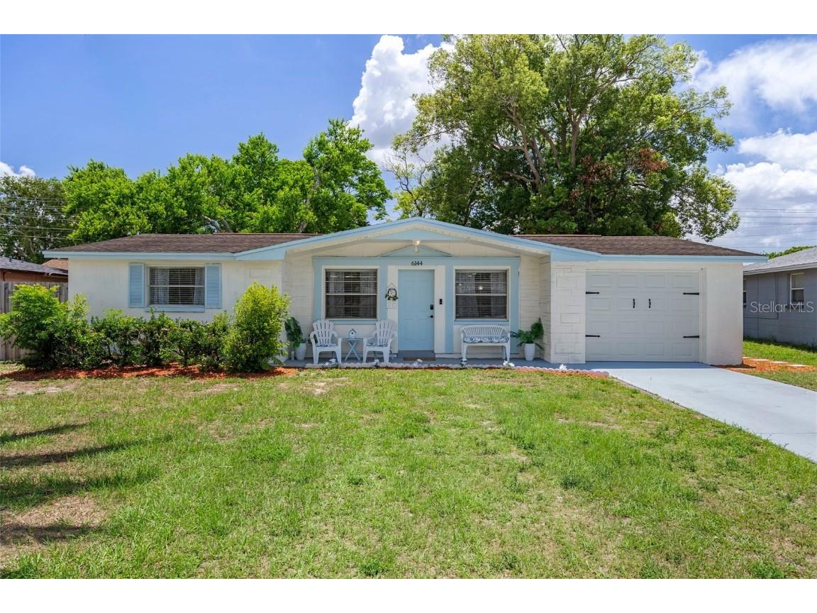 6144 Glenwood Drive New Port Richey FL 34653 W7876439 image1