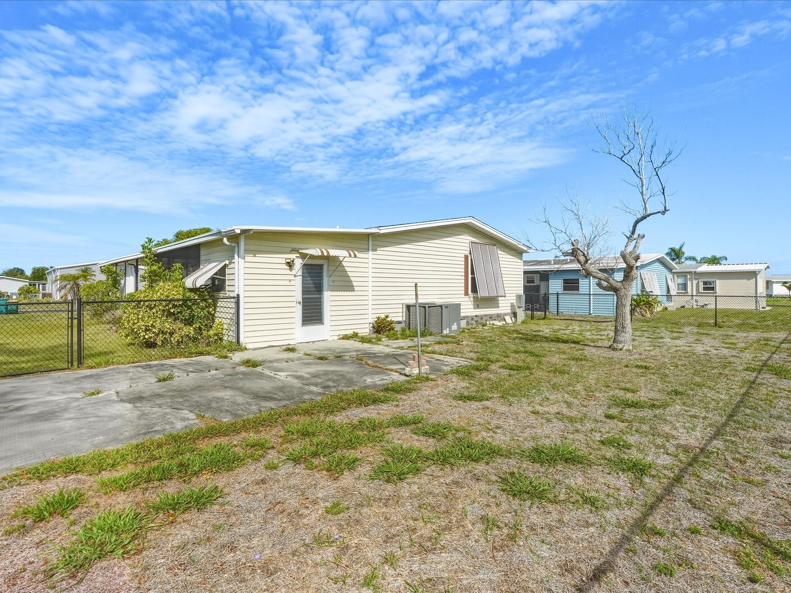 6144 Redwing Avenue Englewood FL 34224 C7525104 image33