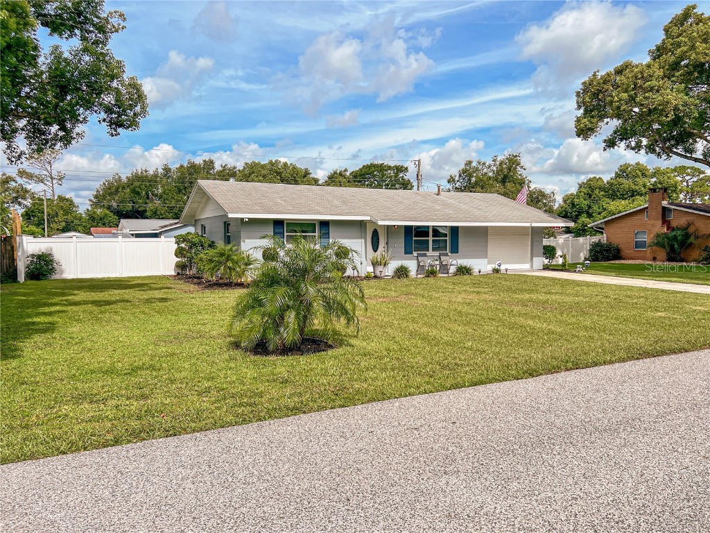 6145 11th Street Zephyrhills FL 33542 TB8413465 image1