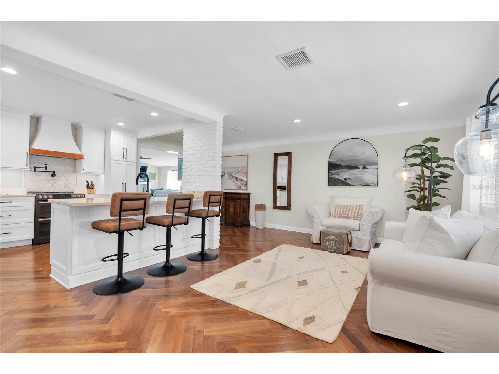 6145 2nd Avenue N Saint Petersburg FL 33710 TB8509599 image14