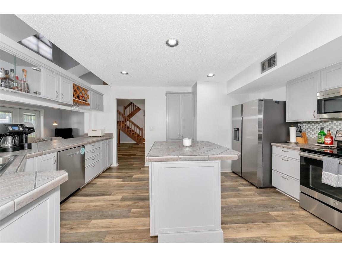 6145 Bonaventure Court Sarasota FL 34243 A4665362 image12