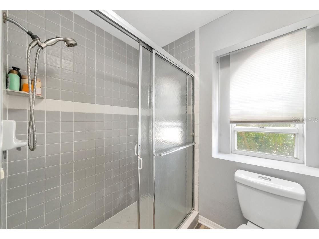 6145 Bonaventure Court Sarasota FL 34243 A4665362 image37