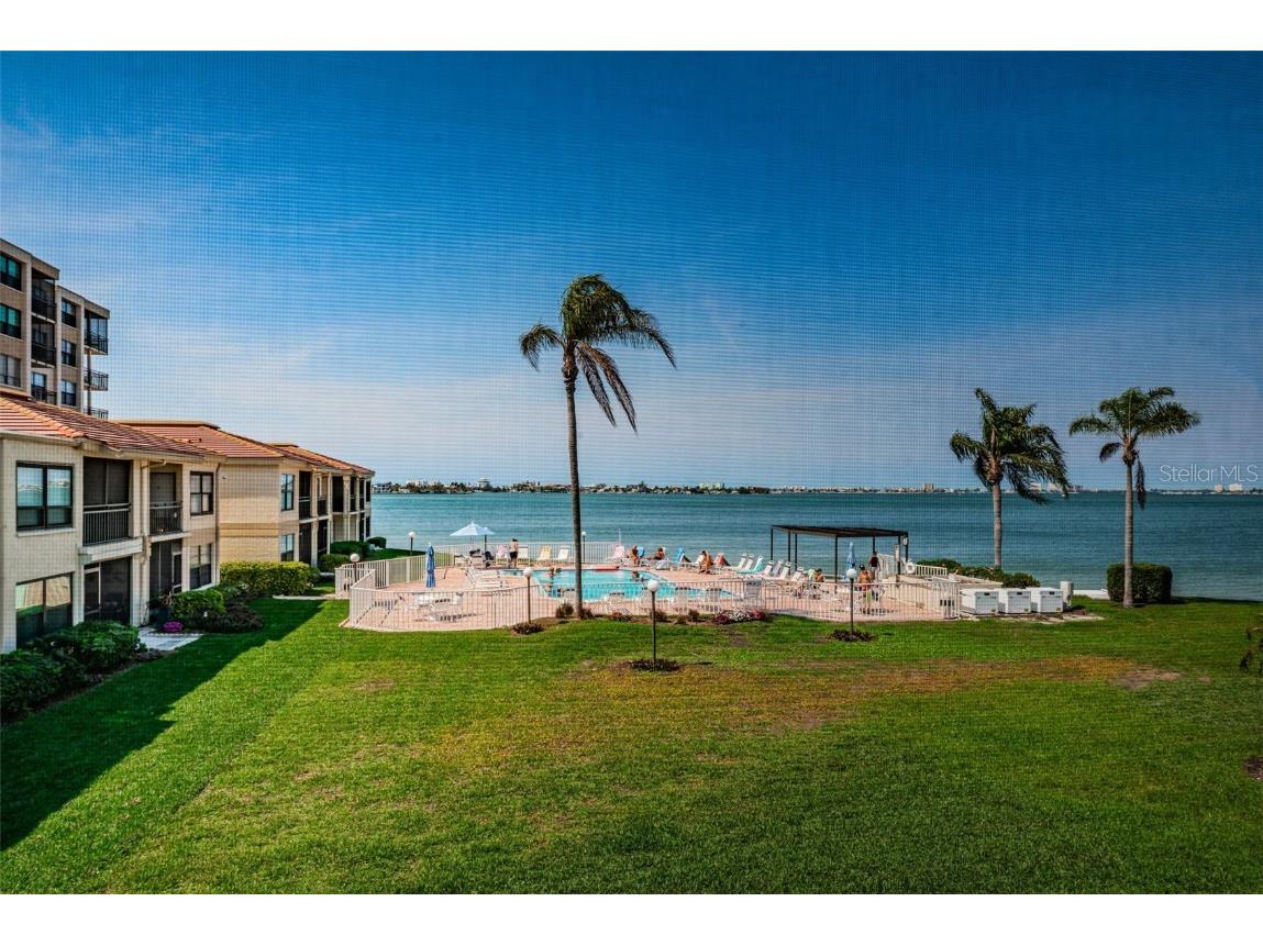 6145 Sun Boulevard #201 Saint Petersburg FL 33715 - BOCA CIEGA BAY U8189746 image1