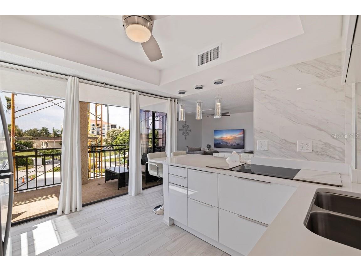 6145 Sun Boulevard #304 Saint Petersburg FL 33715 TB8300934 image18