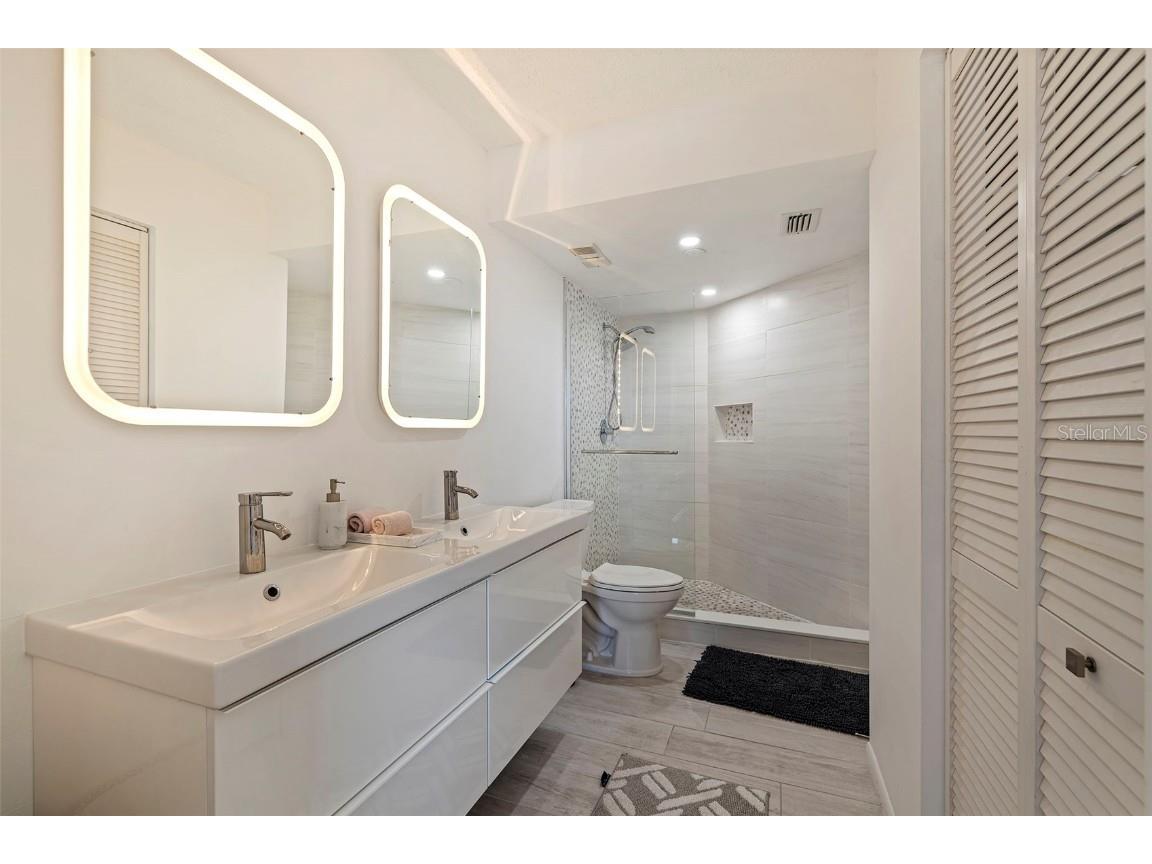 6145 Sun Boulevard #304 Saint Petersburg FL 33715 TB8300934 image25