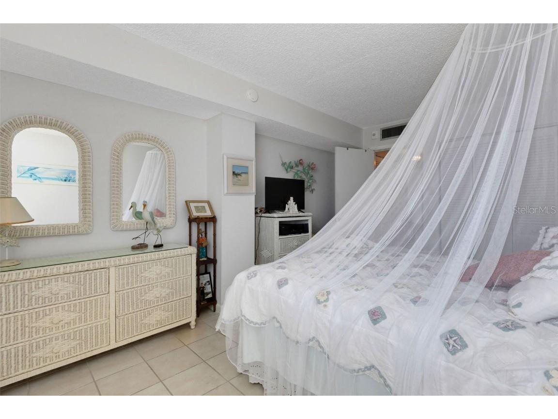 6145 Sun Boulevard #506 Saint Petersburg FL 33715 A4664885 image32