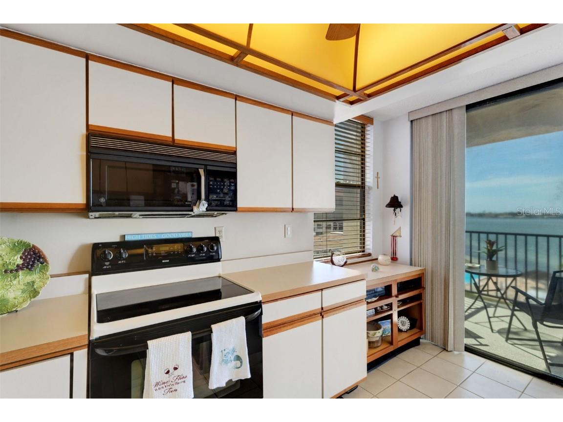 6145 Sun Boulevard #506 Saint Petersburg FL 33715 A4664885 image38