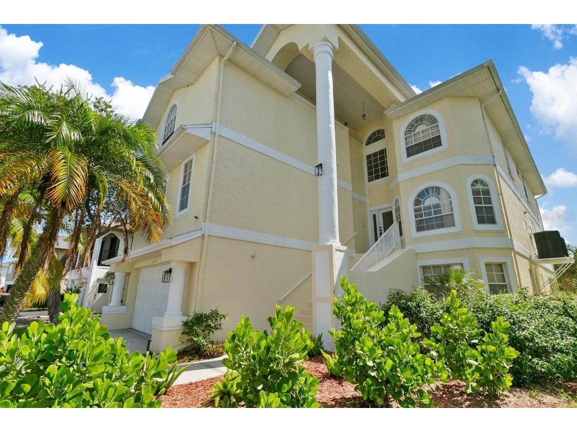 6146 Bayside Drive New Port Richey FL 34652 - BLUE FISH BAYOU W7856510 image1