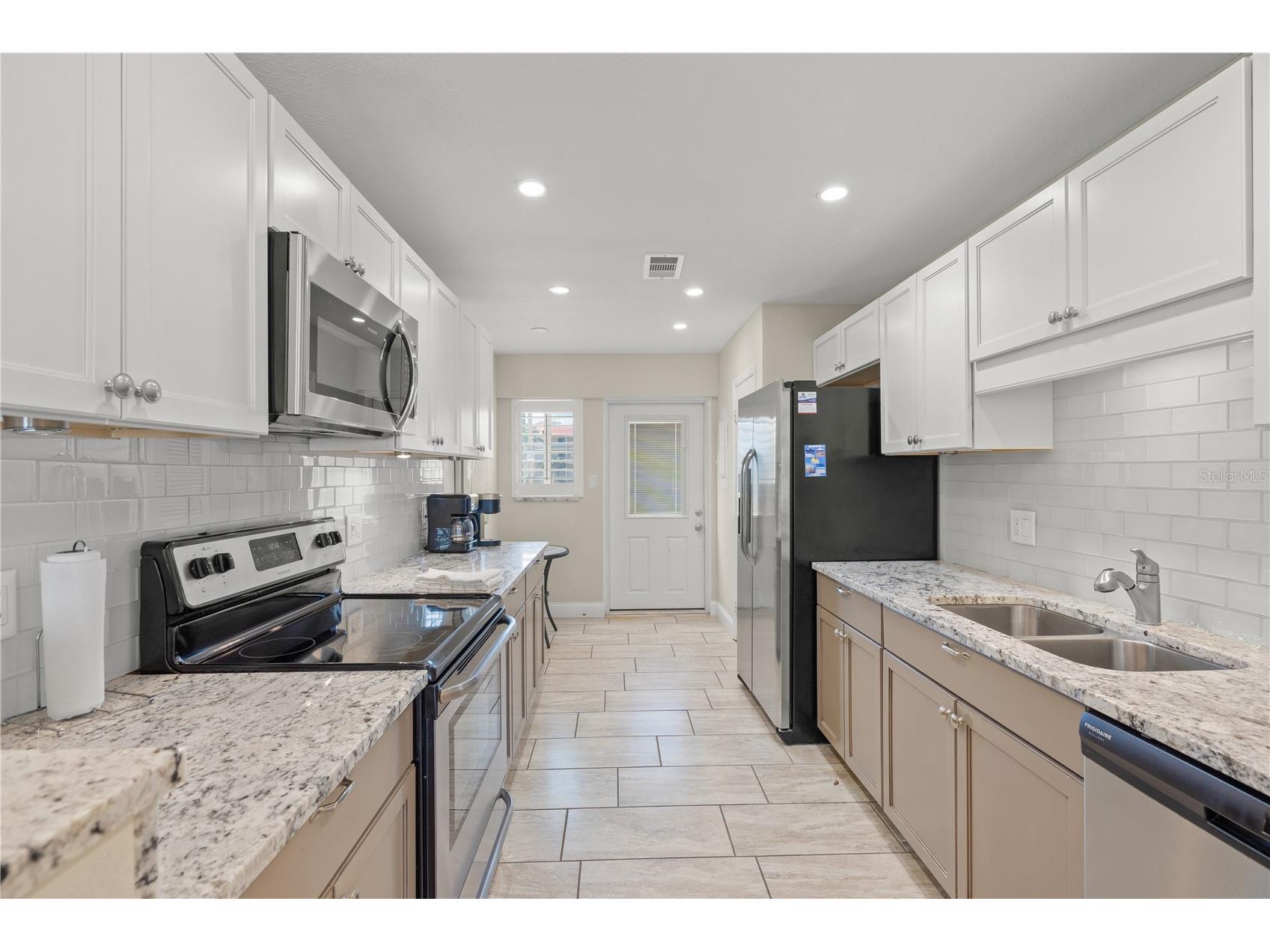 6146 Midnight Pass Road #12S Sarasota FL 34242 - CRESCENT BEACH / GULF OF MEXIC A4680754 image12