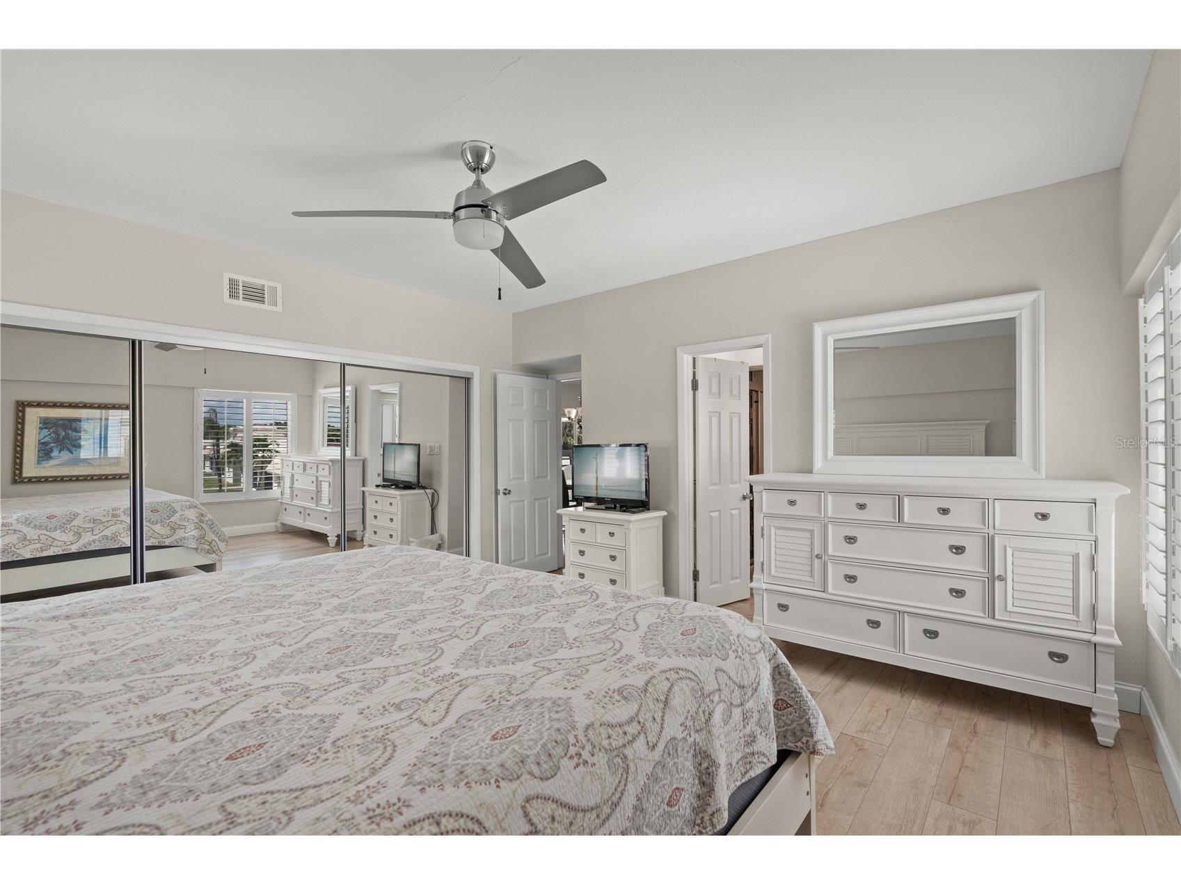 6146 Midnight Pass Road #12S Sarasota FL 34242 - CRESCENT BEACH / GULF OF MEXIC A4680754 image22