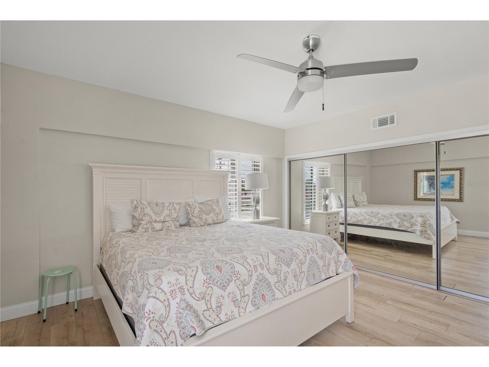 6146 Midnight Pass Road #12S Sarasota FL 34242 - CRESCENT BEACH / GULF OF MEXIC A4680754 image23