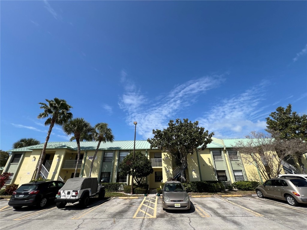 6147 113th Street #403 Seminole FL 33772 U8226959 image1