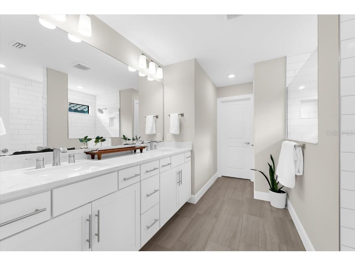 6148 Baywood Court Lakewood Ranch FL 34211 A4666545 image16