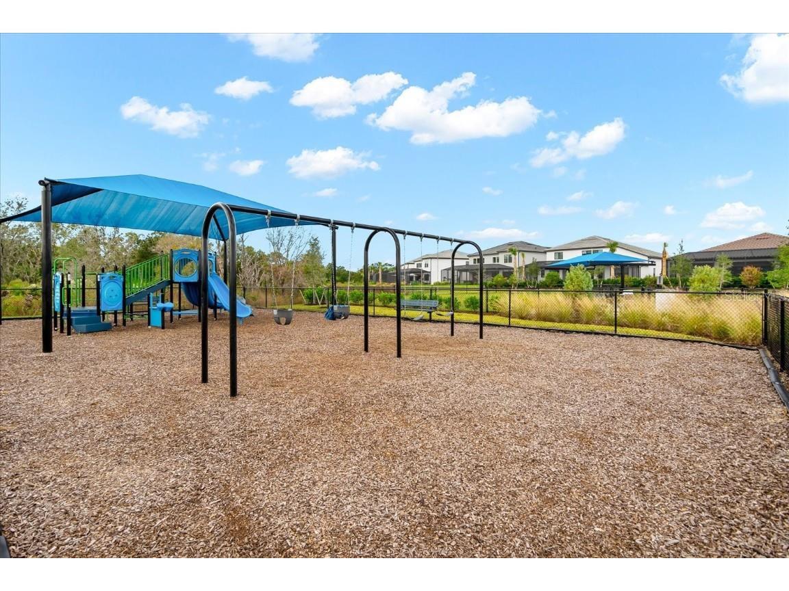 6148 Baywood Court Lakewood Ranch FL 34211 A4666545 image43