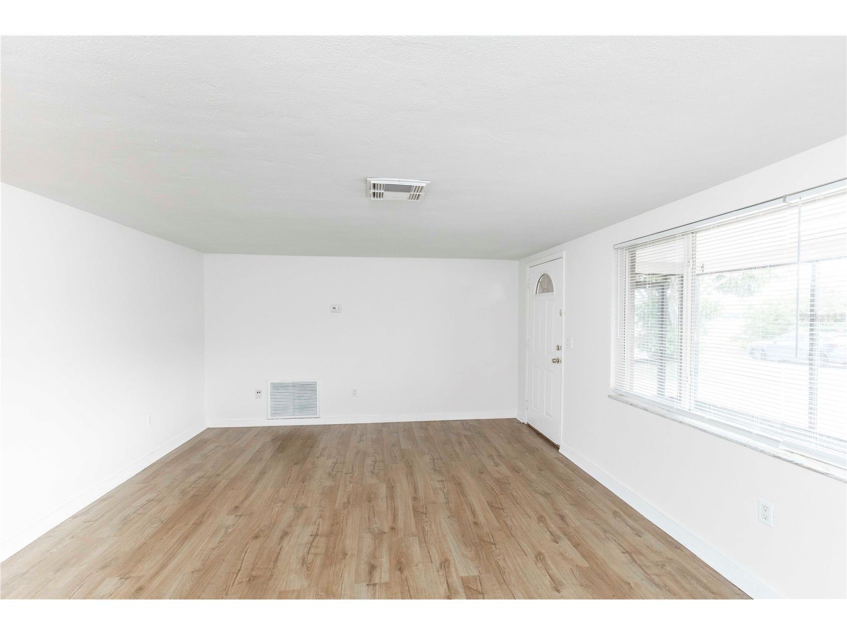 6149 2nd Avenue New Port Richey FL 34653 TB8514408 image7
