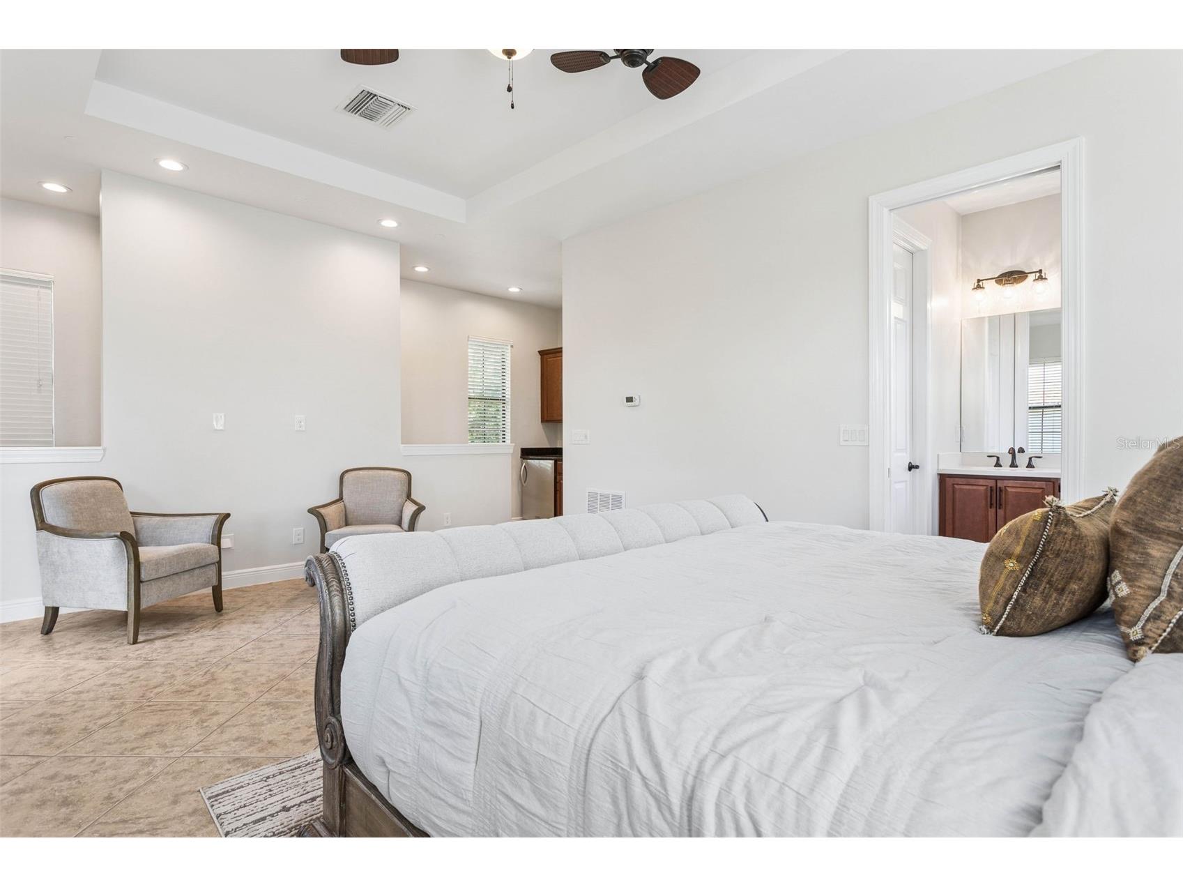 6149 Yeats Manor Drive Tampa FL 33616 TB8512587 image36