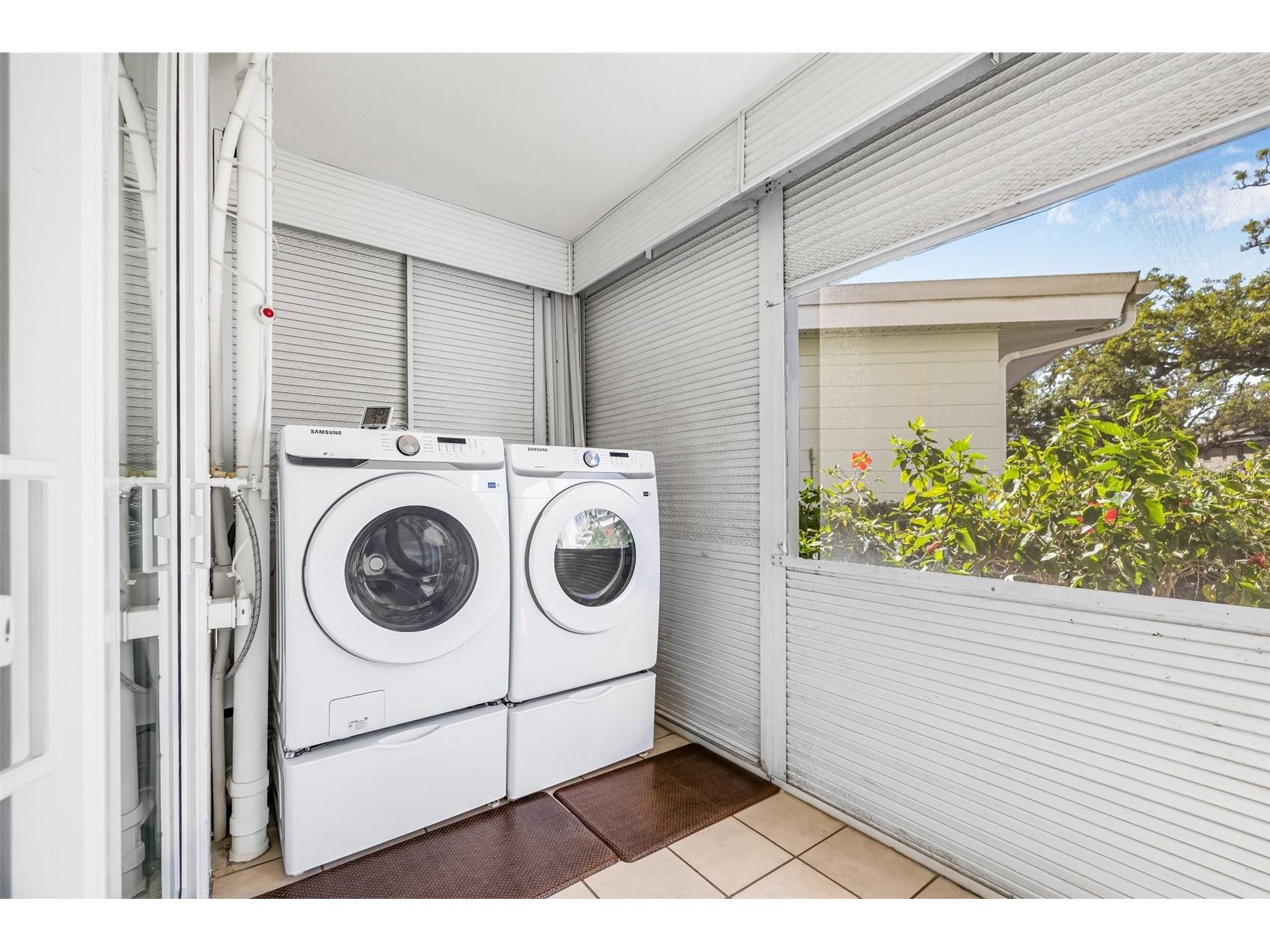 615 10th Avenue NE #1 Saint Petersburg FL 33701 TB8469782 image26