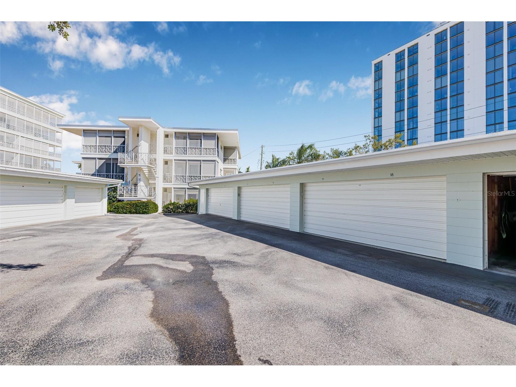 615 10th Avenue NE #1 Saint Petersburg FL 33701 TB8469782 image27