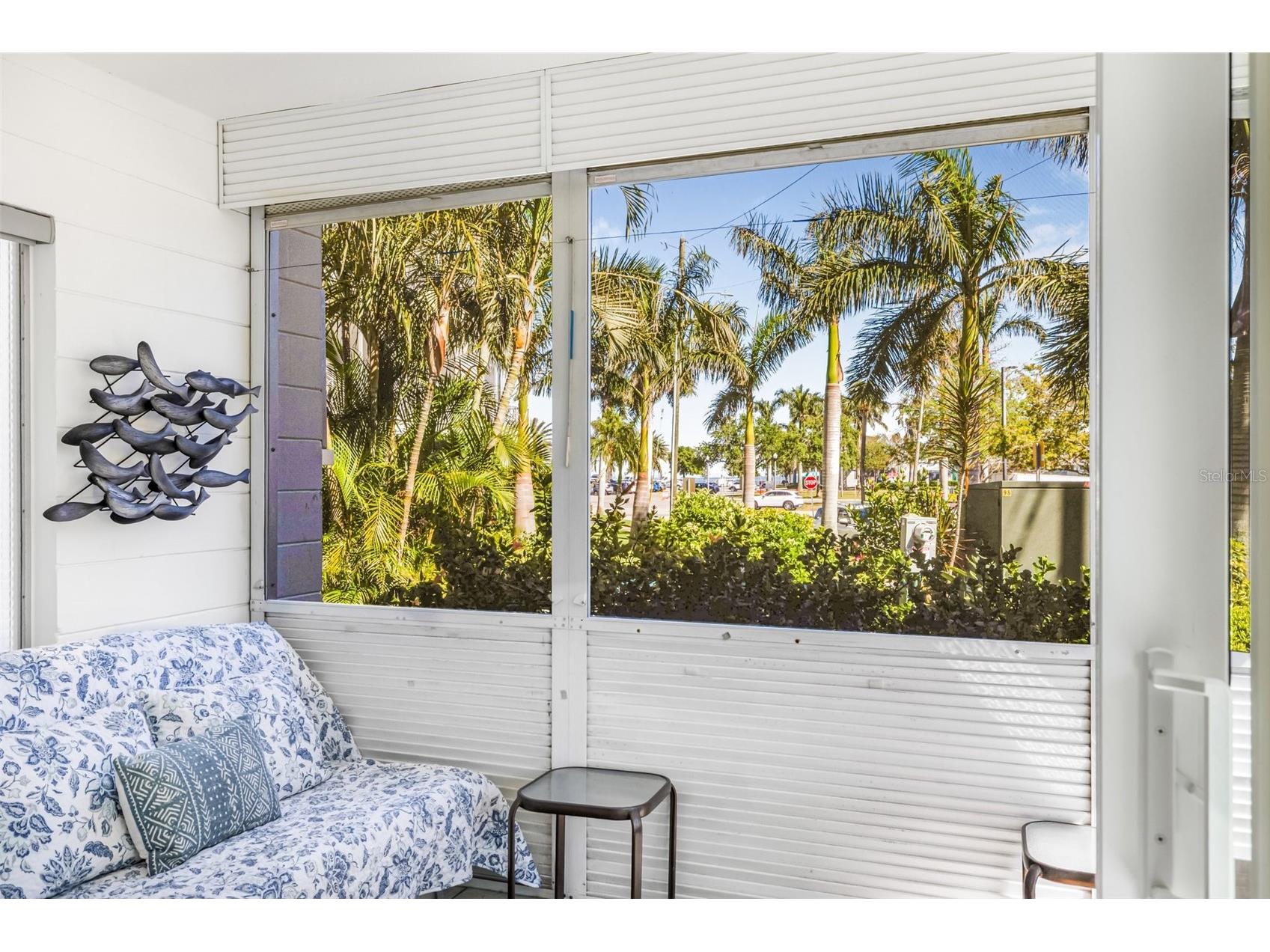 615 10th Avenue NE #1 Saint Petersburg FL 33701 TB8469782 image9
