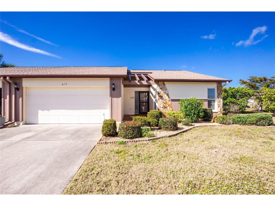 615 Apple Lane Englewood FL 34223 D6140255 image1