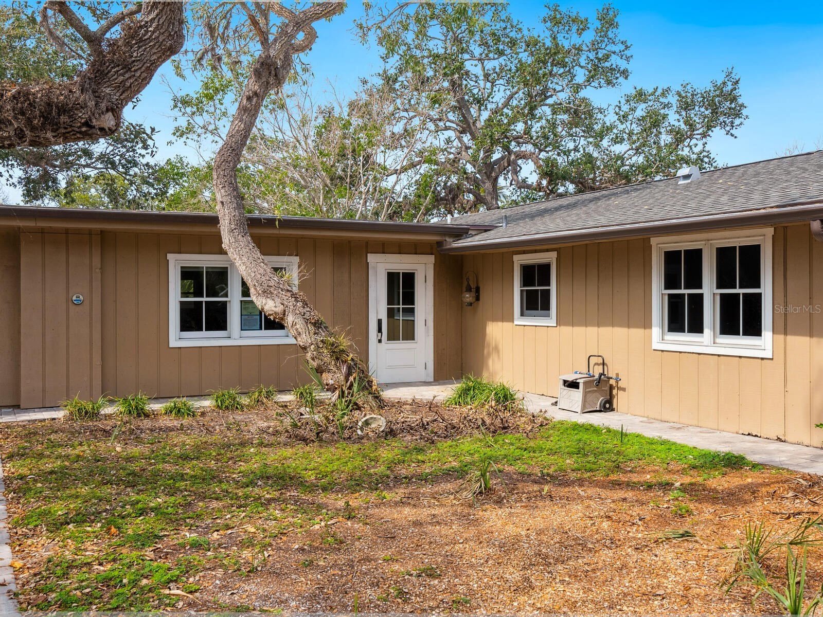 615 Buttonwood Drive Longboat Key FL 34228 - CRANE'S BAYOU/SARASOTA BAY A4673335 image7