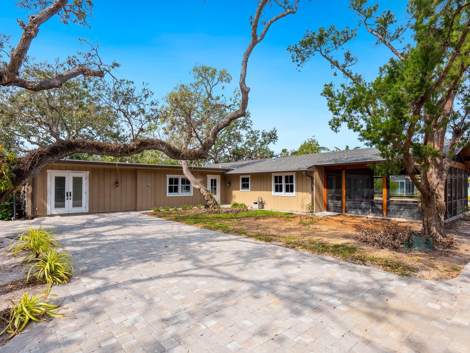 615 Buttonwood Drive Longboat Key FL 34228 - CRANE'S BAYOU/SARASOTA BAY A4673355 image6