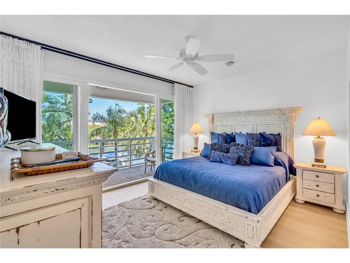 615 Dream Island Place #201 Longboat Key FL 34228 A4668491 image19