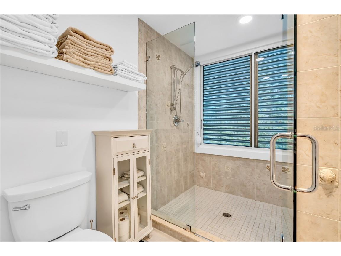 615 Dream Island Place #201 Longboat Key FL 34228 A4668491 image26