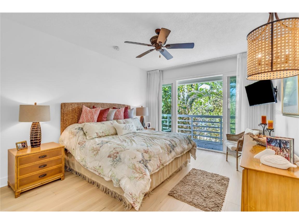 615 Dream Island Place #201 Longboat Key FL 34228 A4668491 image29